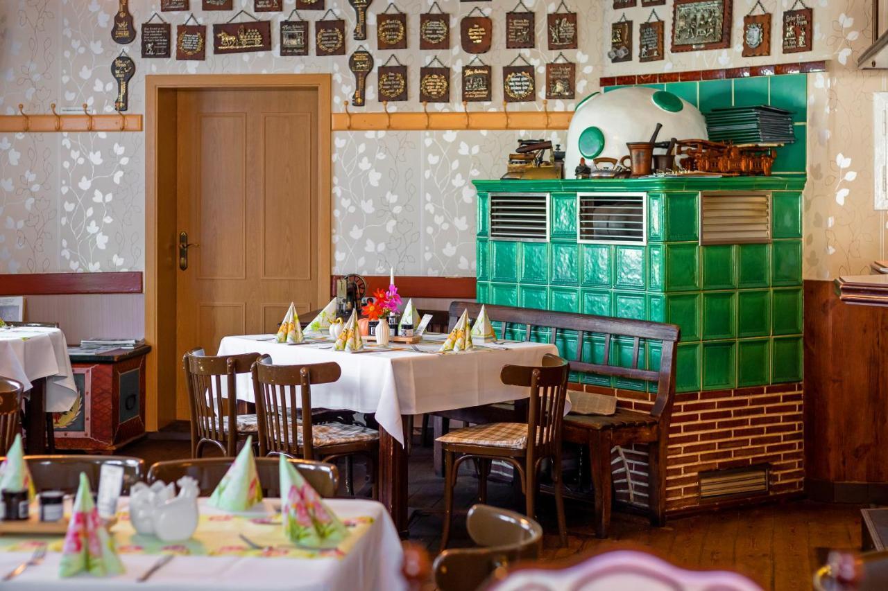 Gasthaus Stuckatz Dollenchen Exterior photo